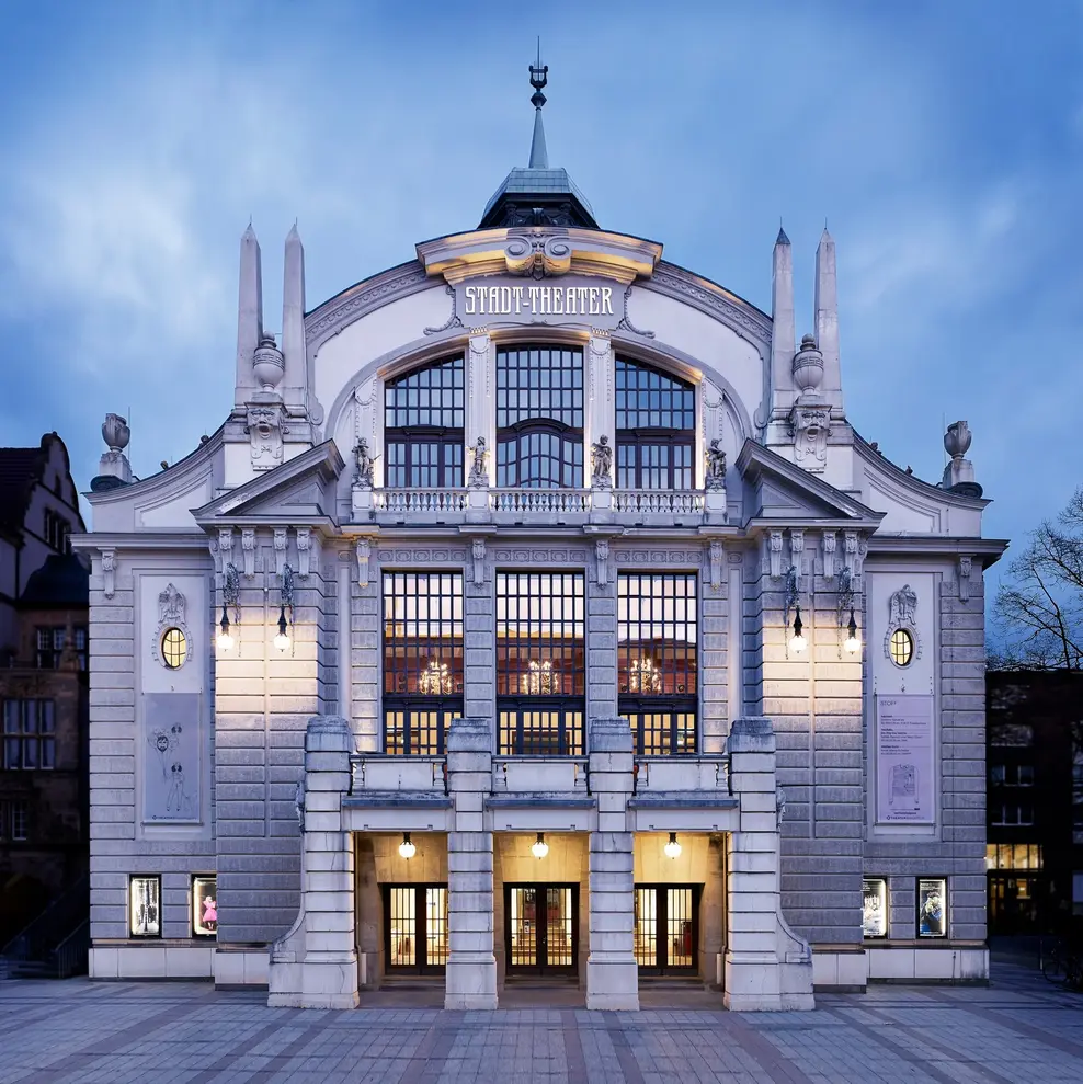 Außenansicht des Stadtheaters