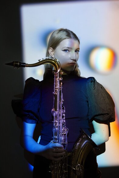 Download Vorschaubild Presse: Emma Rawicz
