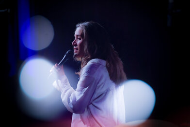 Download Vorschaubild Presse: Alma Naidu